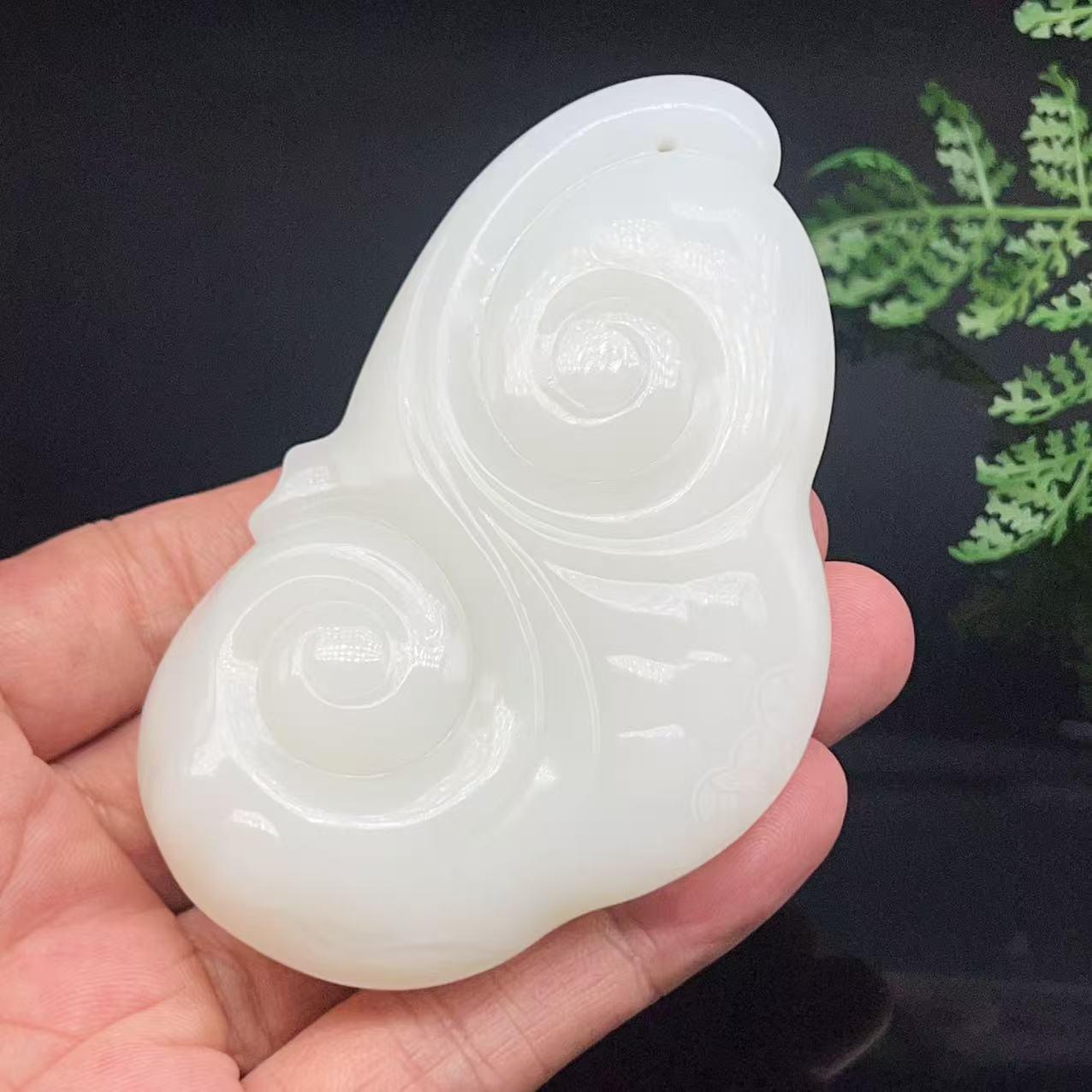 和田玉羊脂白玉吉祥如意把件（177.57g）