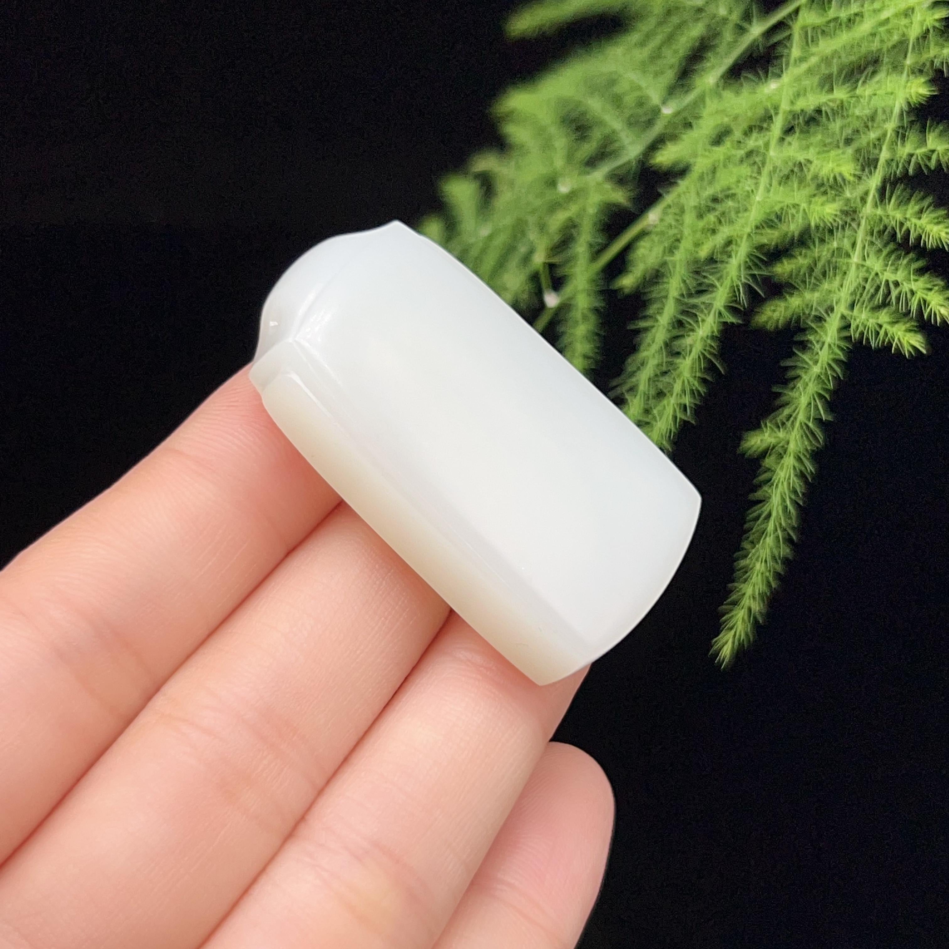 和田玉羊脂白玉平安无事牌（25.8g）