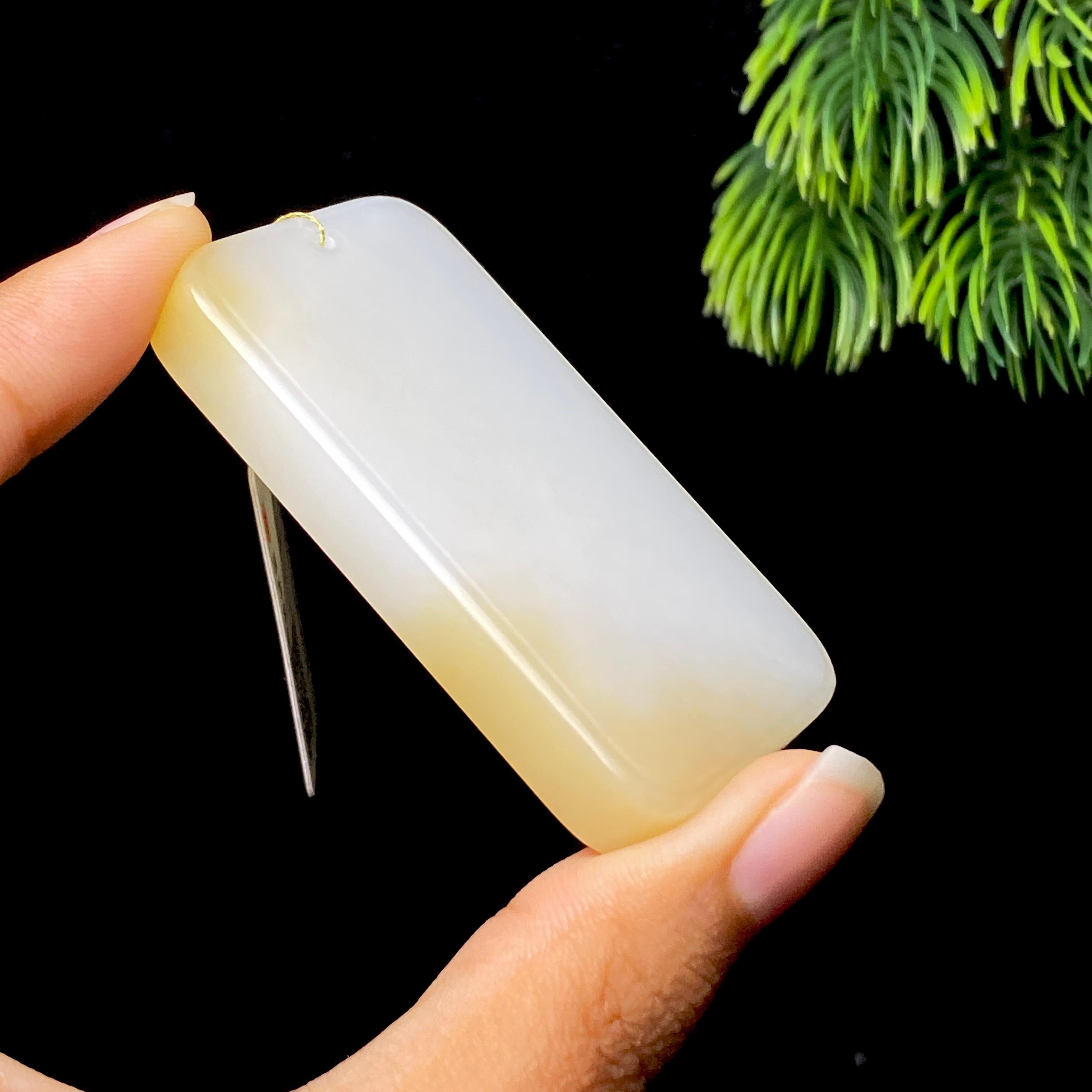 和田玉糖白无事牌（50.5g）