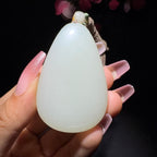 和田玉籽料平安牌挂件（47.2g）