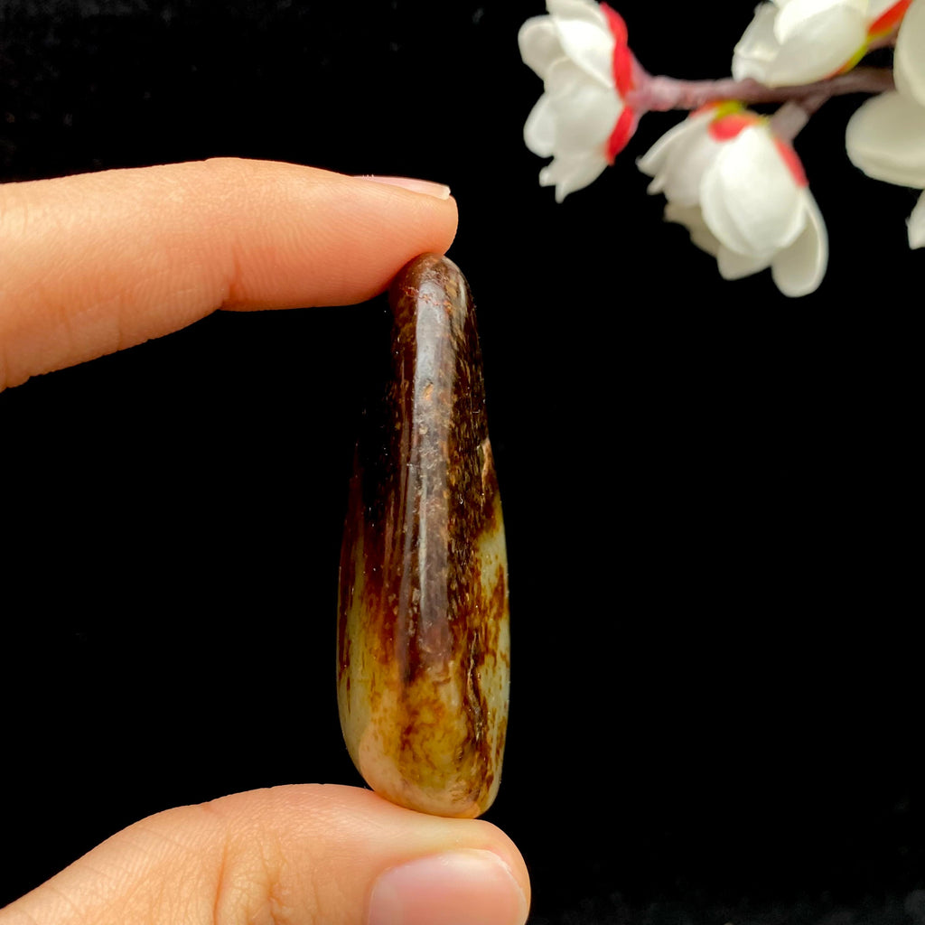 和田玉聚红皮籽料挂件（46.6g）