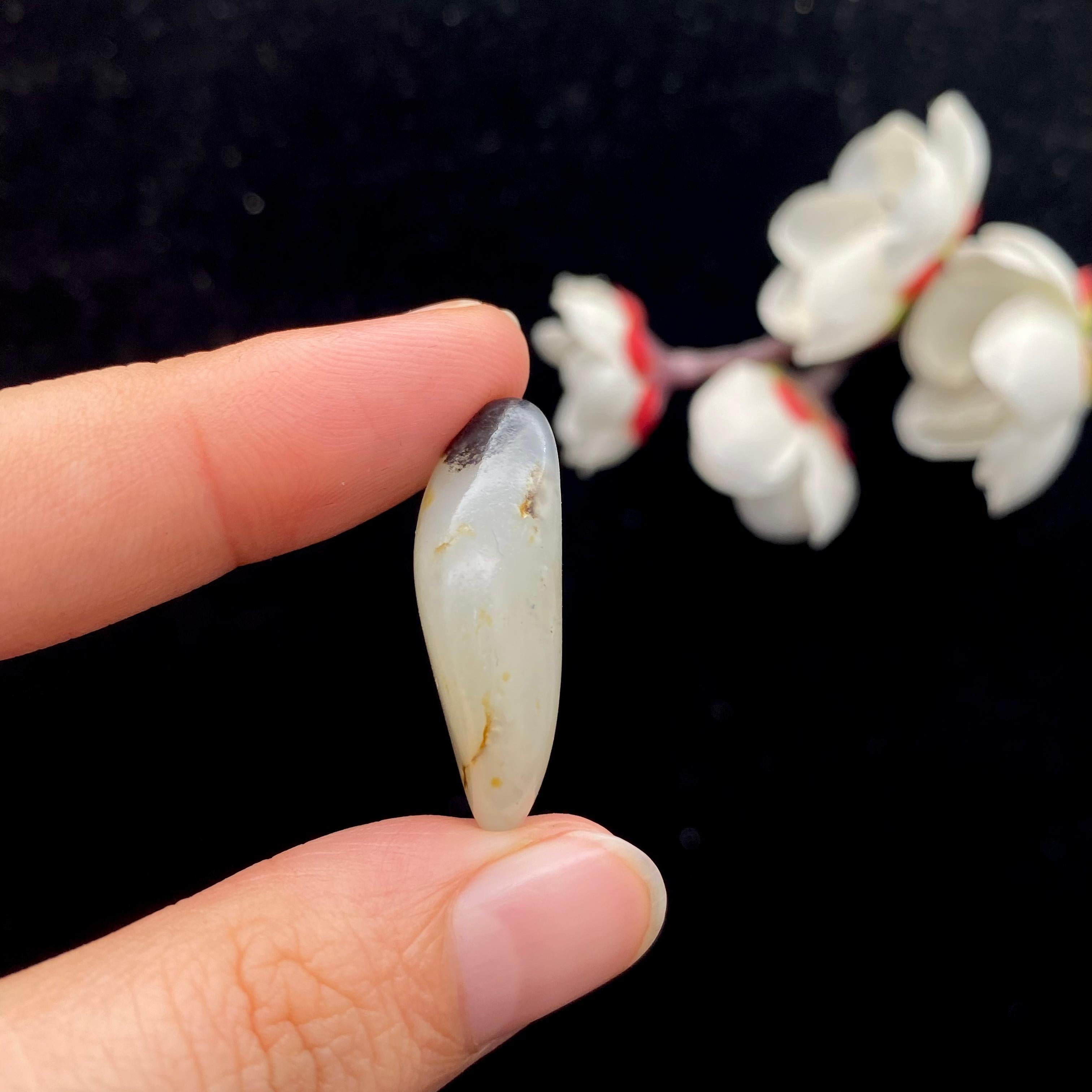和田玉青花籽料吊坠籽（5.8g）