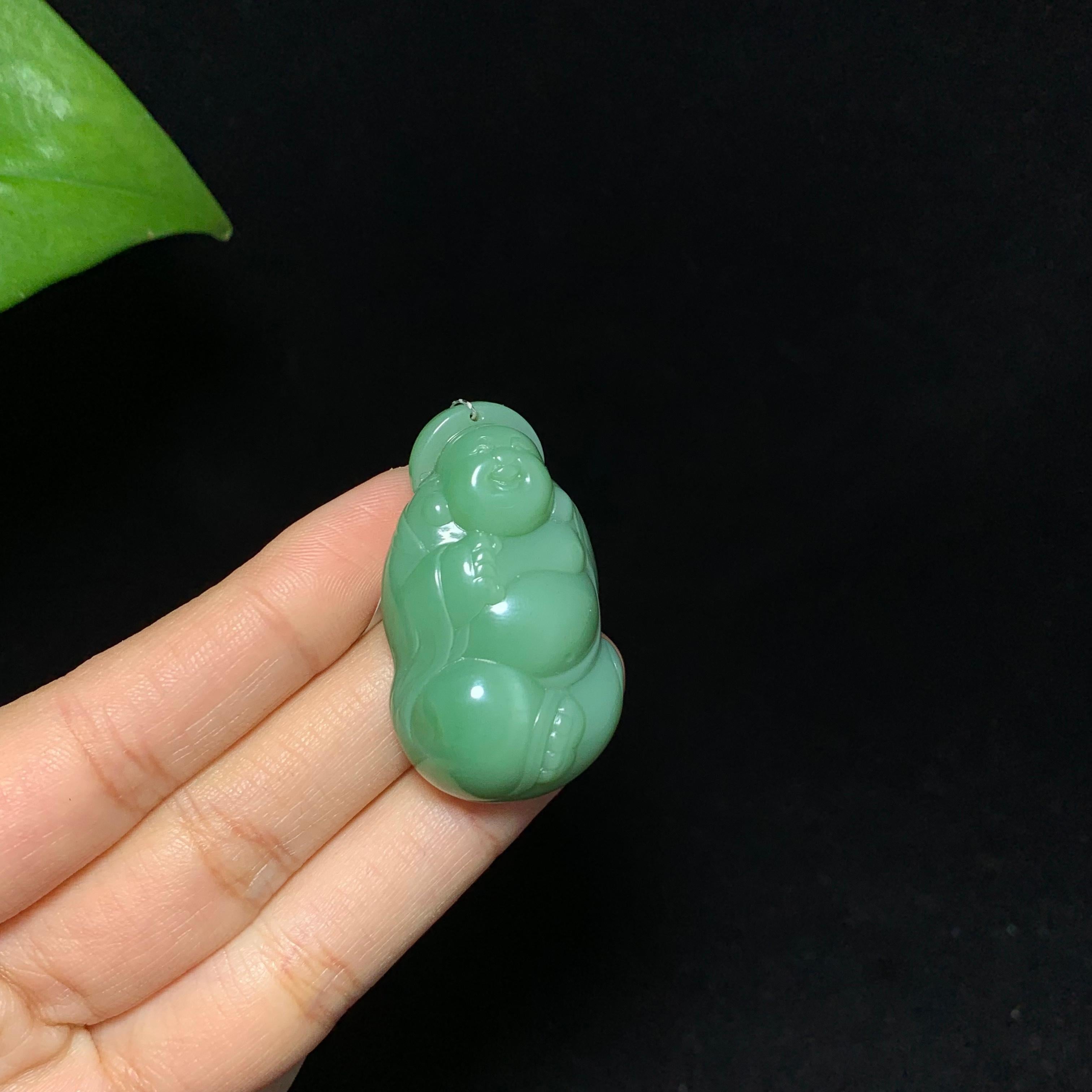 高品质碧玉粉青猫眼佛公挂件（19.3g）