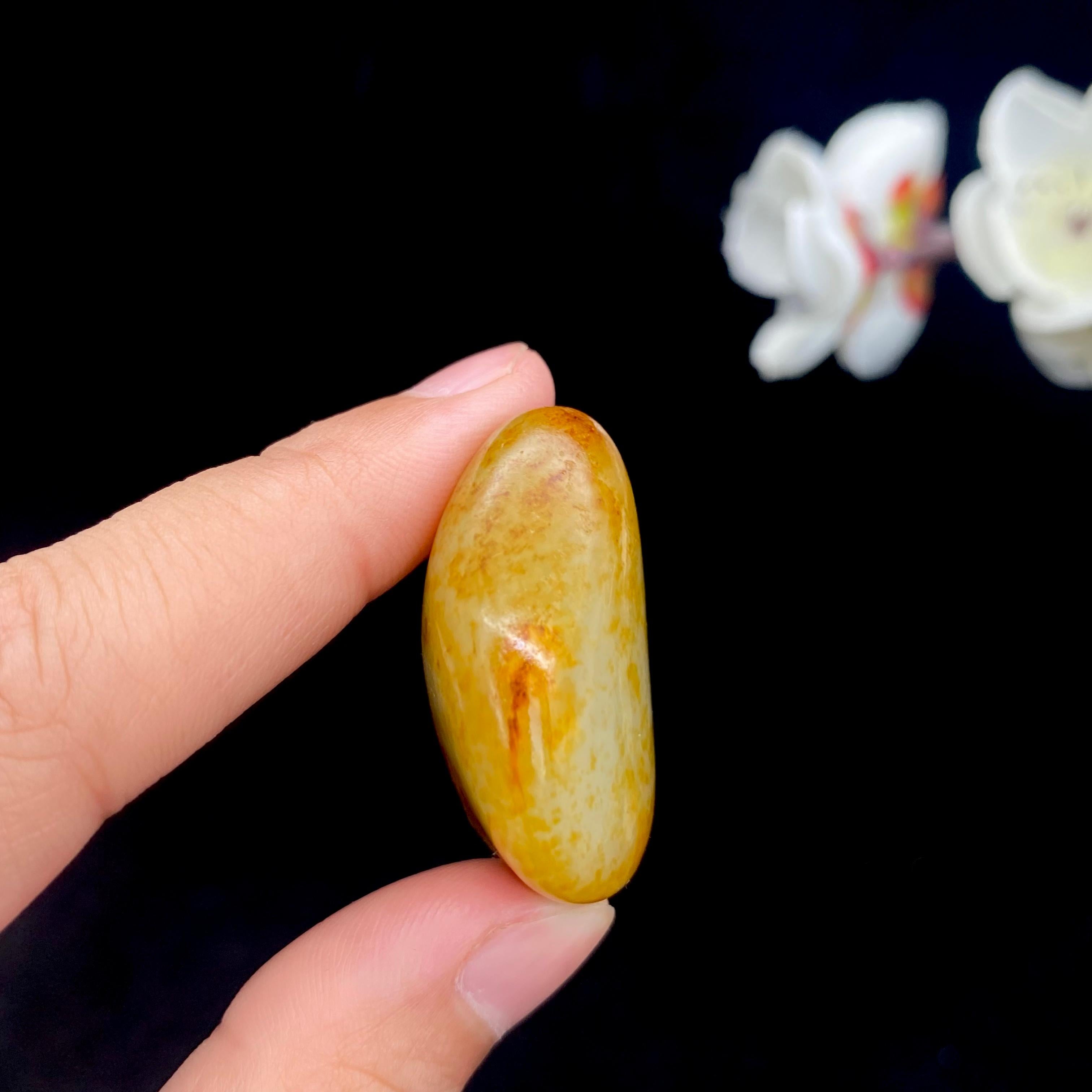 和田玉聚黄皮籽料原石（21.4g）