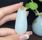 新疆和田玉且末糖白羊脂玉站观音（34.3g）