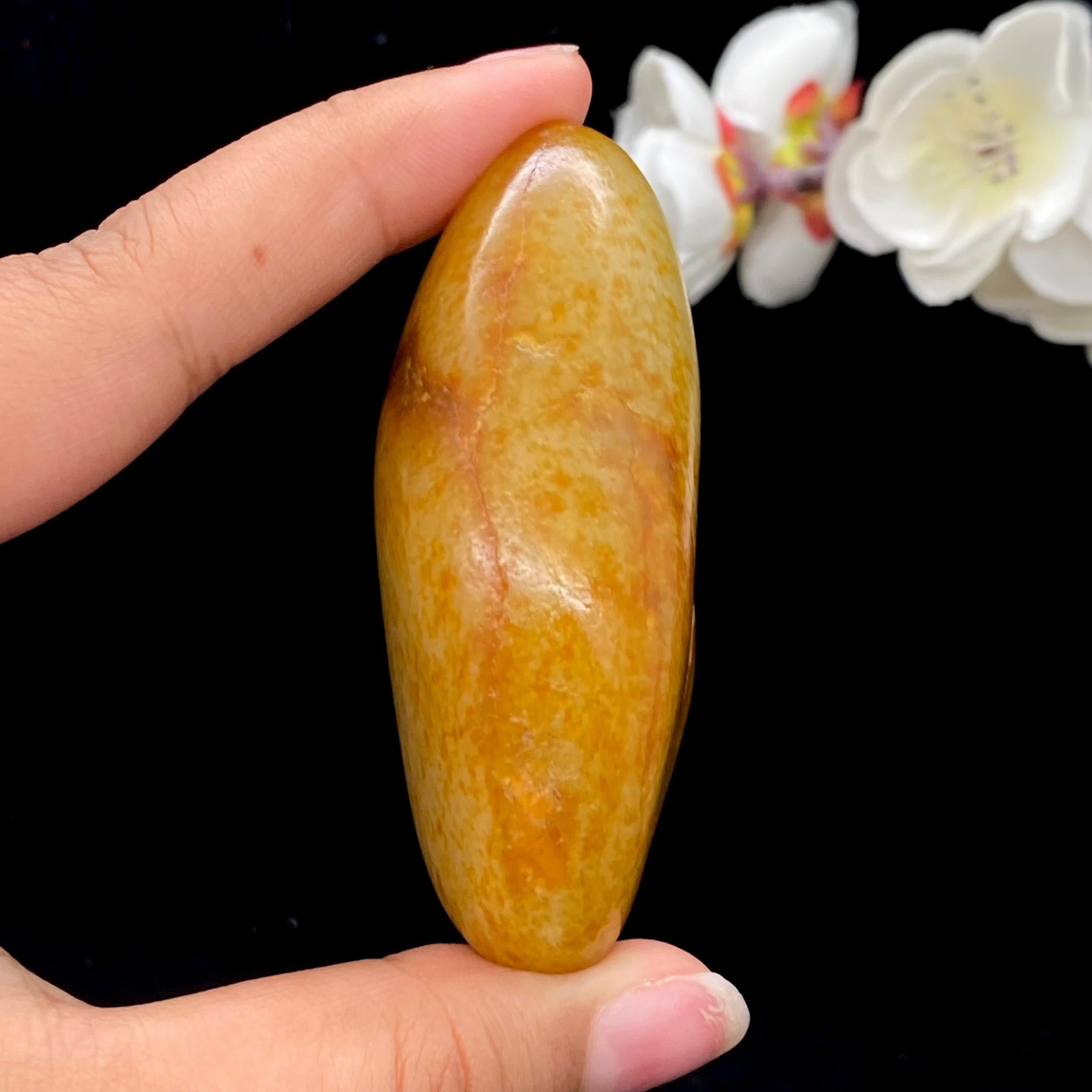 和田玉洒红皮籽料（93.1g）