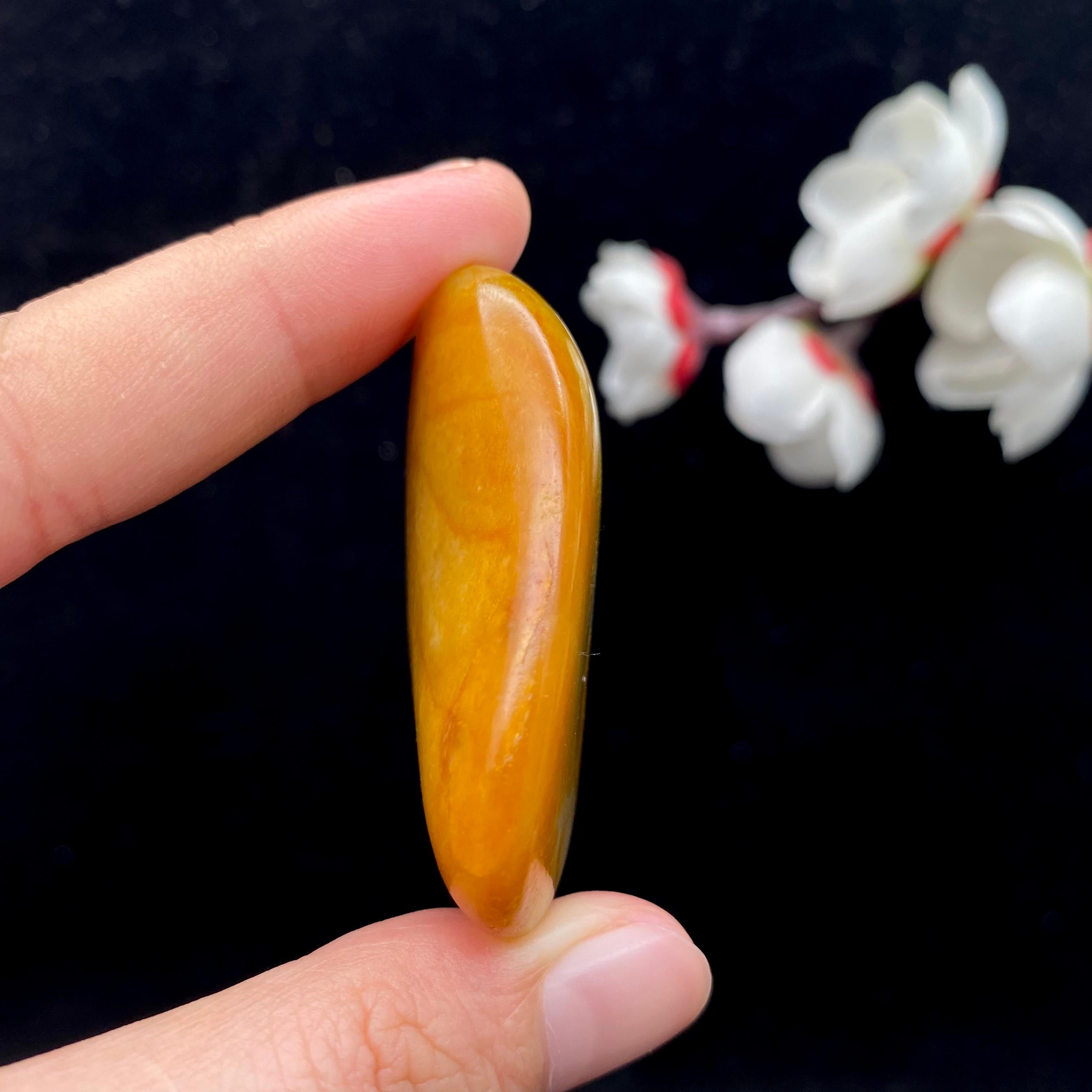 和田玉聚黄皮籽料（38g）