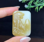 和田玉糖白上山虎牌（24.8g）