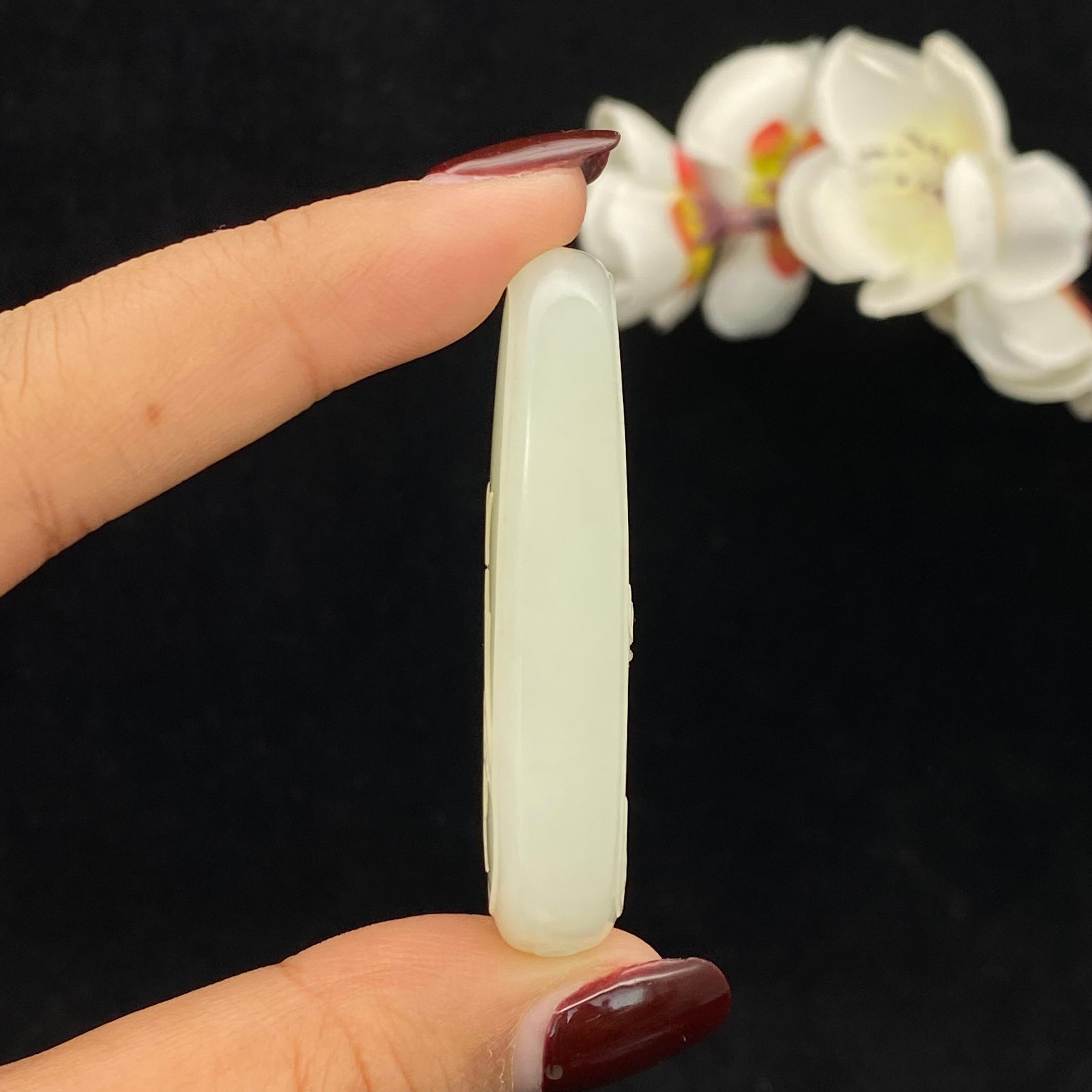 和田玉籽料【平安无事牌】（27.6g）