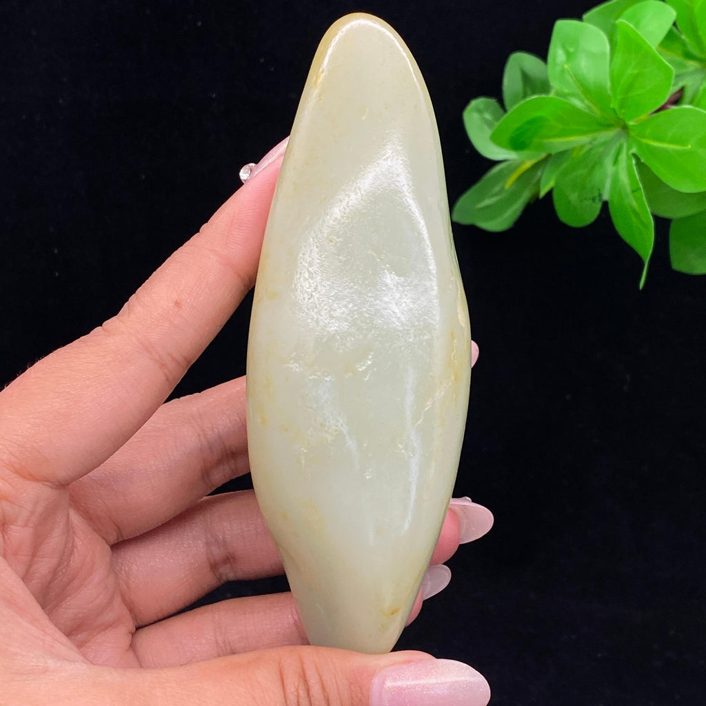 和田玉洒金皮籽料手把件（235.6g）