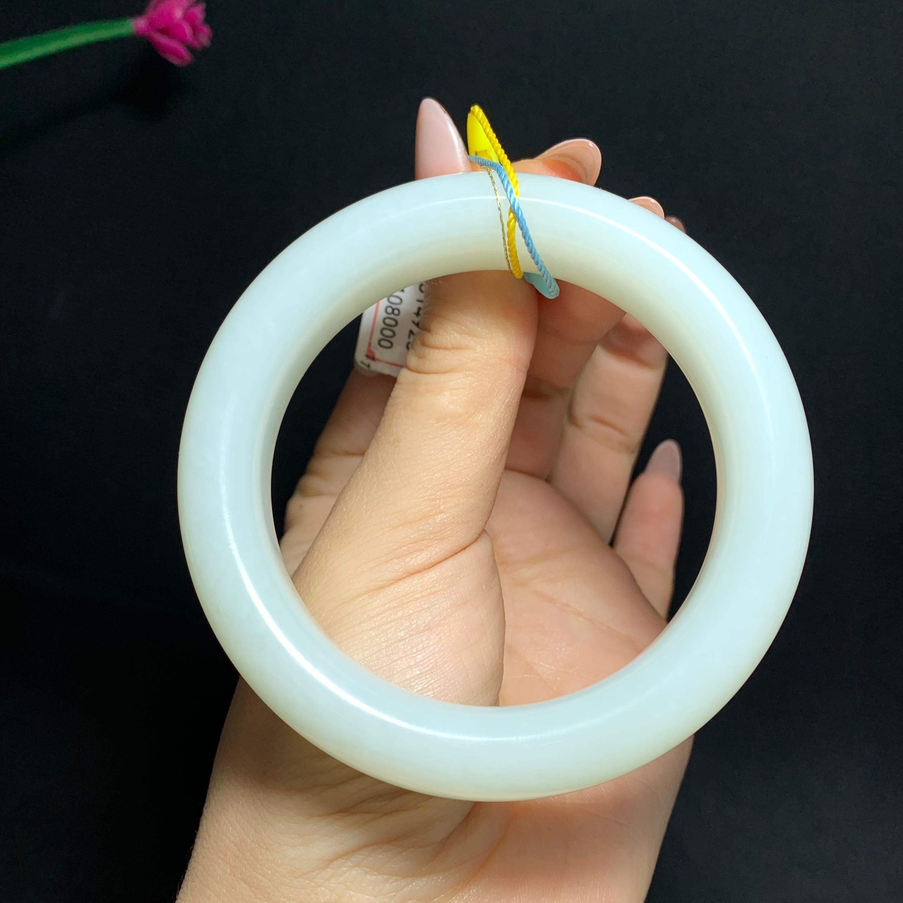 收藏级和田羊脂白玉宽版手镯（100.9g）