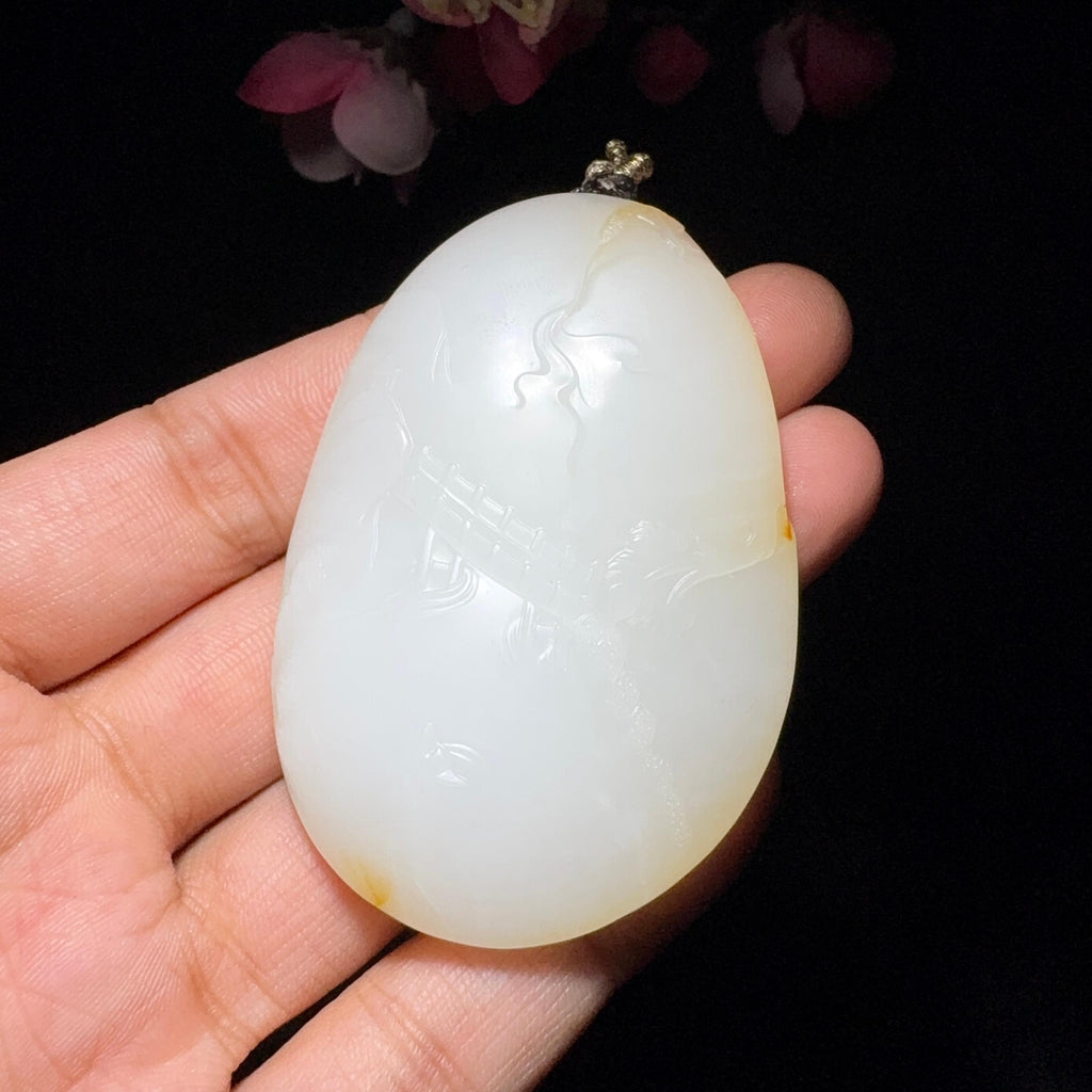 和田玉籽料大势至菩萨（55.0g）