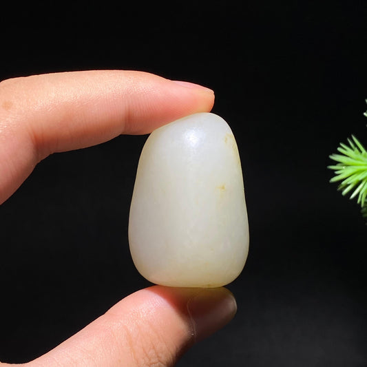 和田玉白玉洒金皮籽料原石（24.5g）