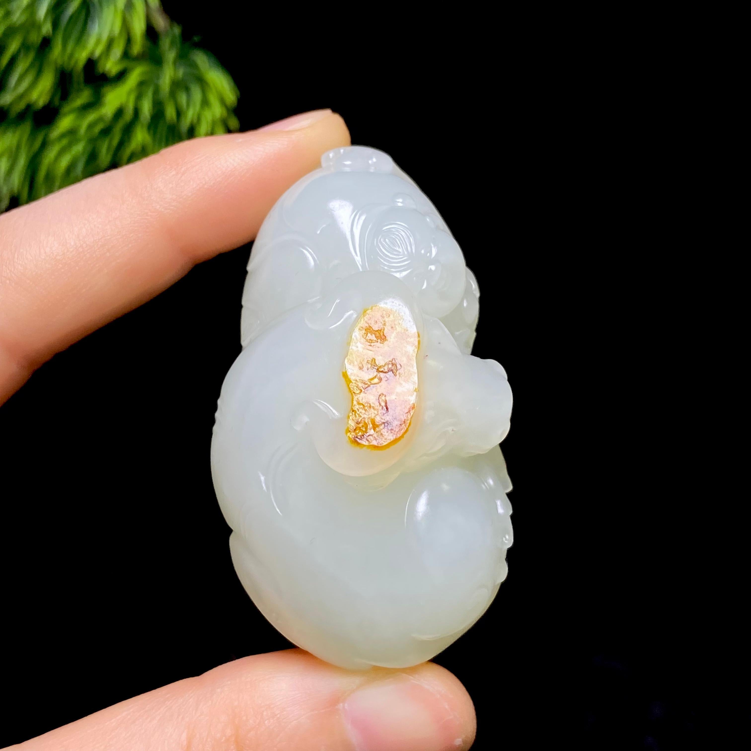 和田玉籽料牛气冲天（69.1g）