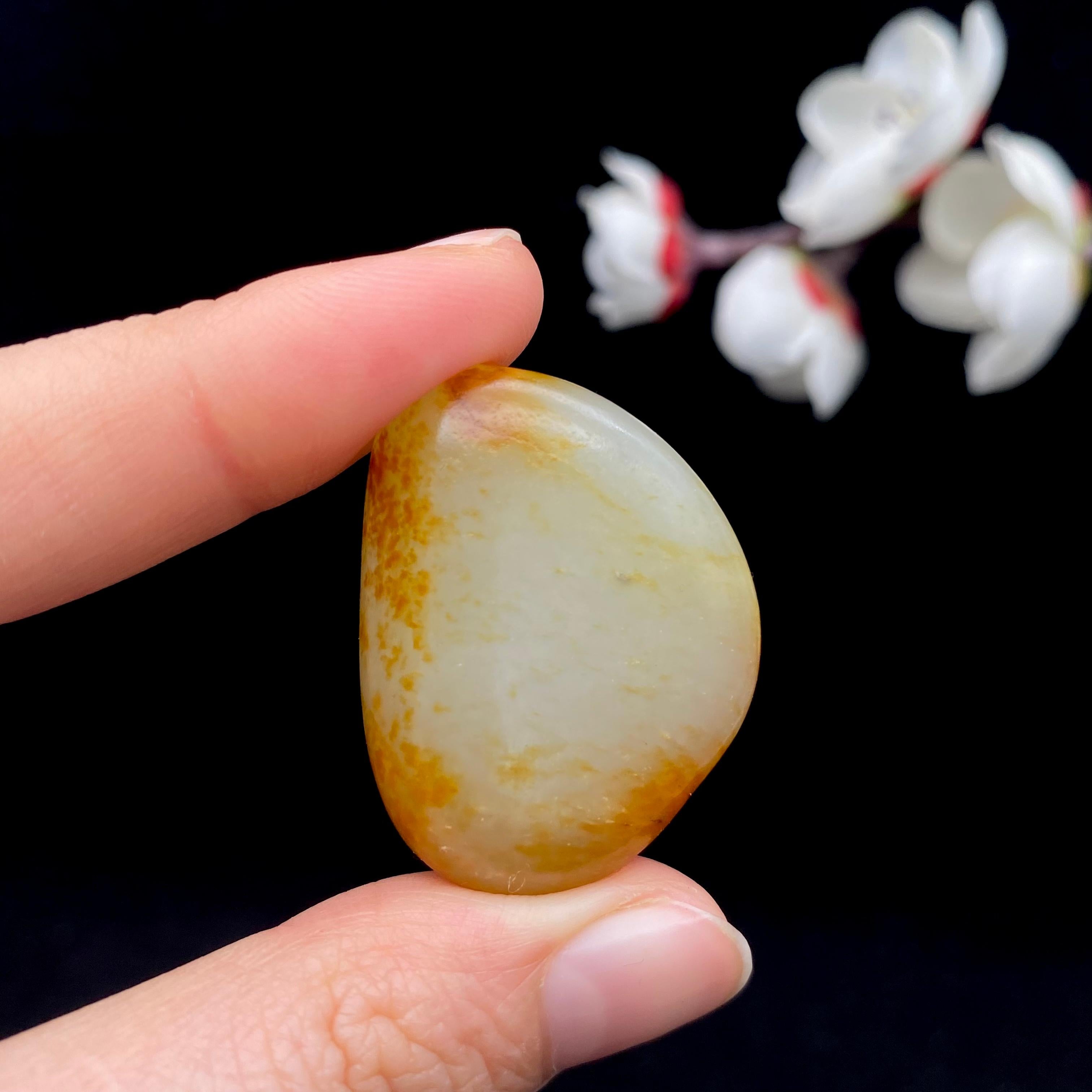 和田玉洒金皮籽料挂件（18.3g）