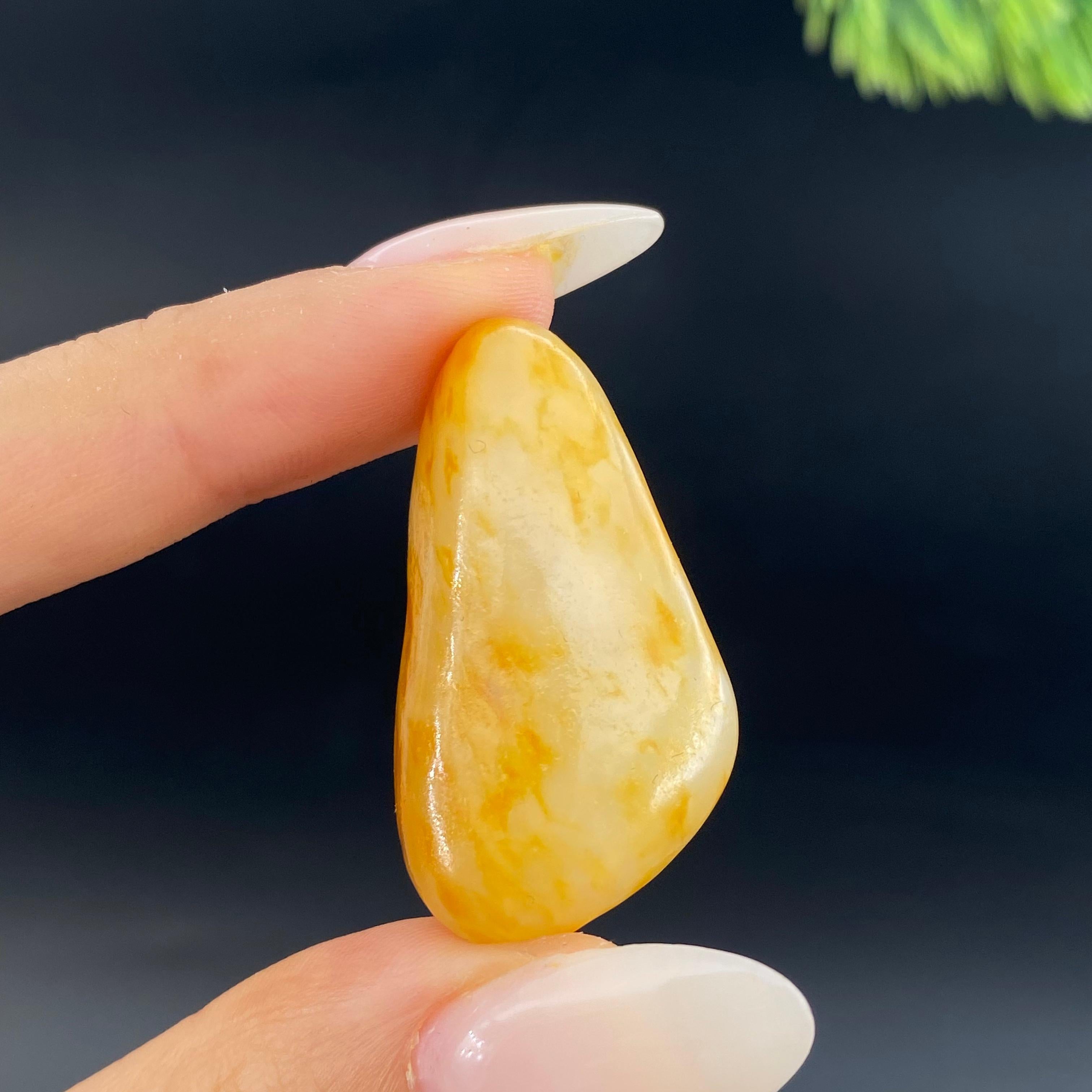 和田玉洒金皮籽料（10.84g）