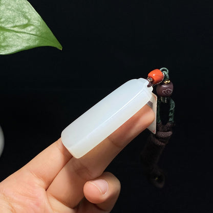 和田玉山料羊脂白玉平安无事牌（37.0g）