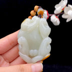 和田玉籽料【回头貔貅】（144.3g）