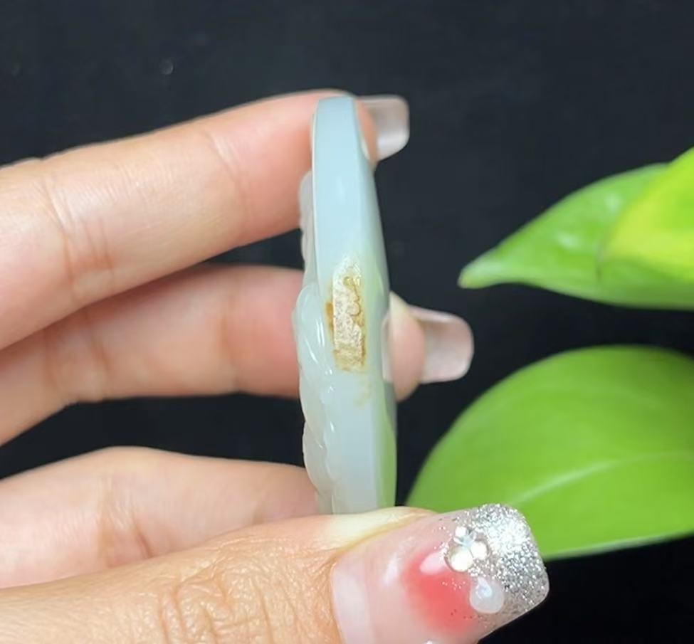 新疆和田玉籽料大日如来（33.6g）