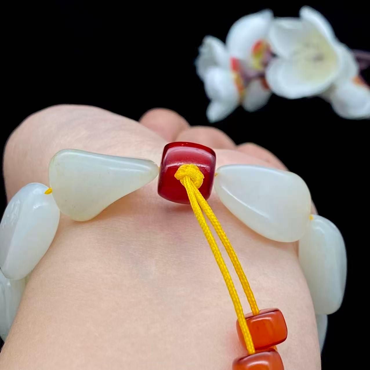 和田玉白玉籽料【精品手串】（57.3g）