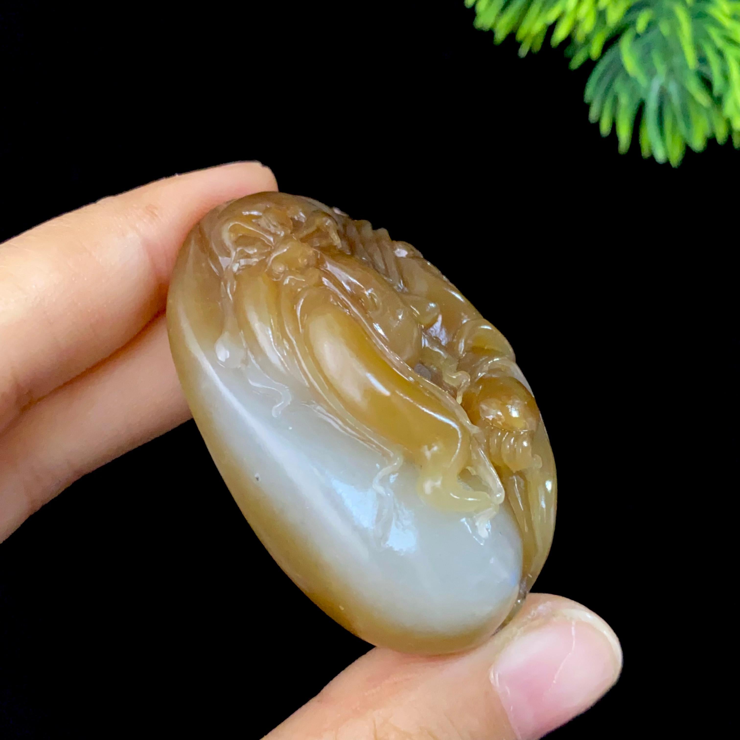 【超值推荐】和田玉糖白关公（55.6g）