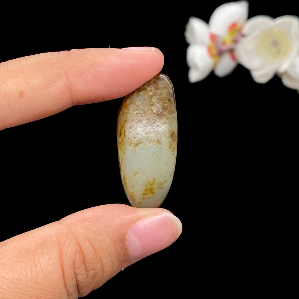 和田玉秋梨皮青花底籽料（14g）
