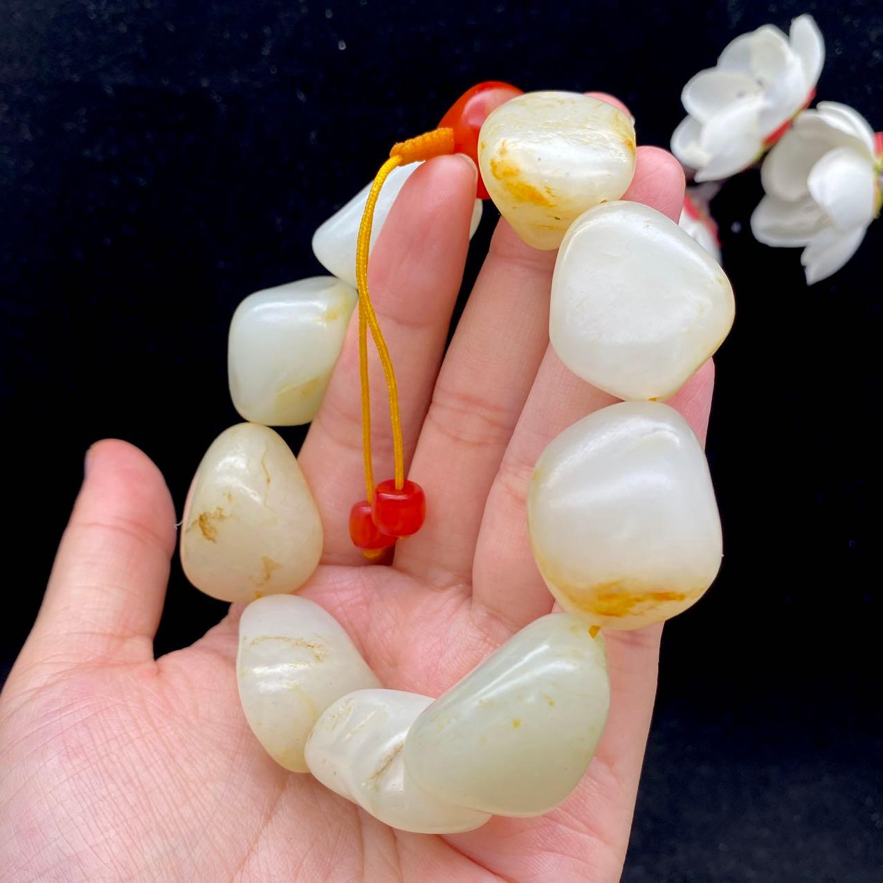 和田玉洒金皮籽料【精品手串】（117.8g）