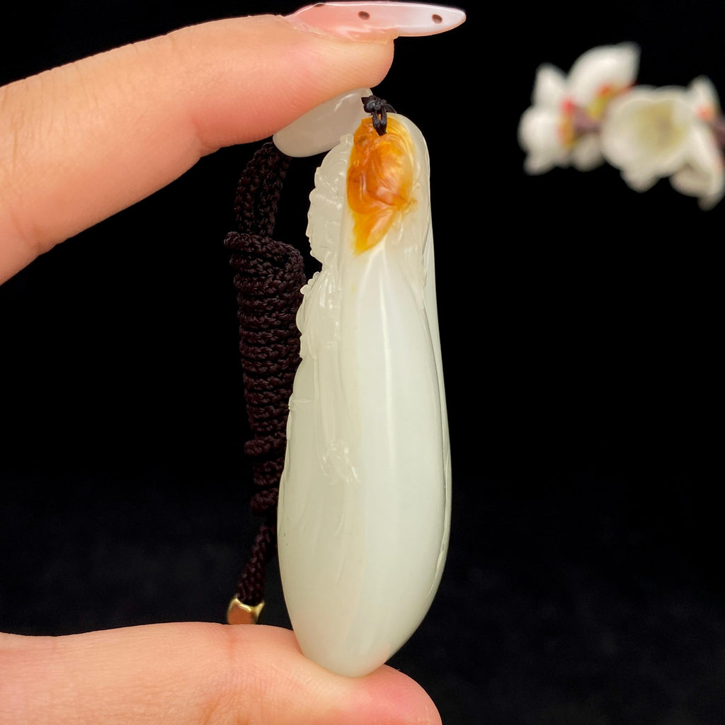 和田玉籽料【观音】挂件（52.4g）