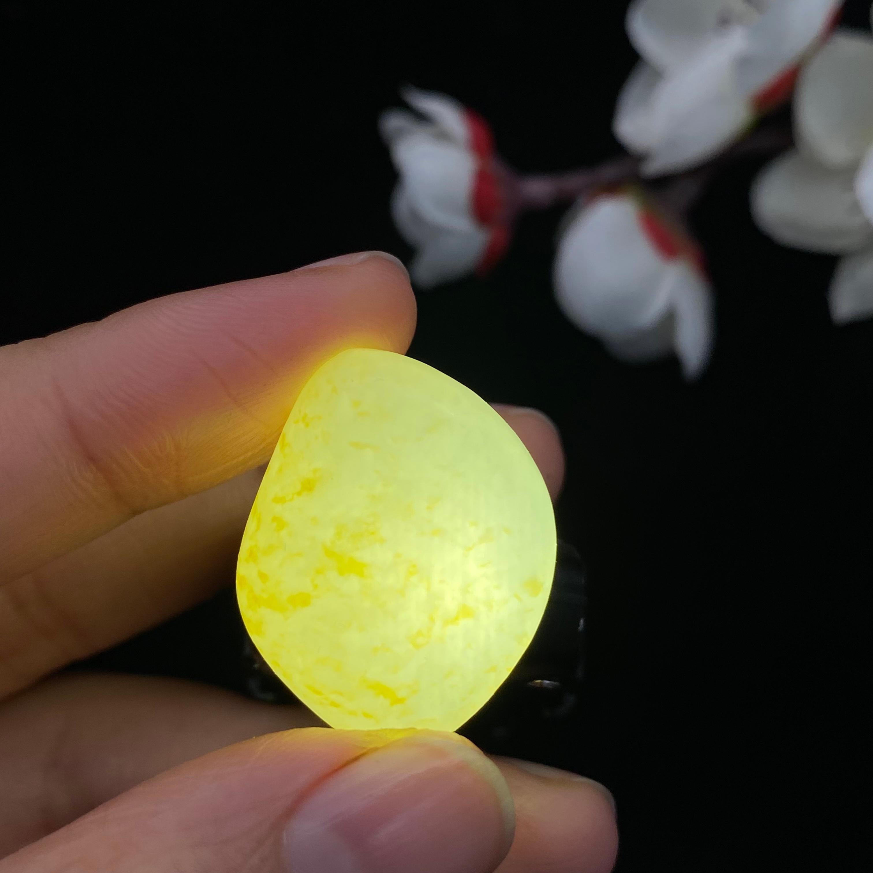 和田玉洒金皮籽料吊坠籽（9.3g）