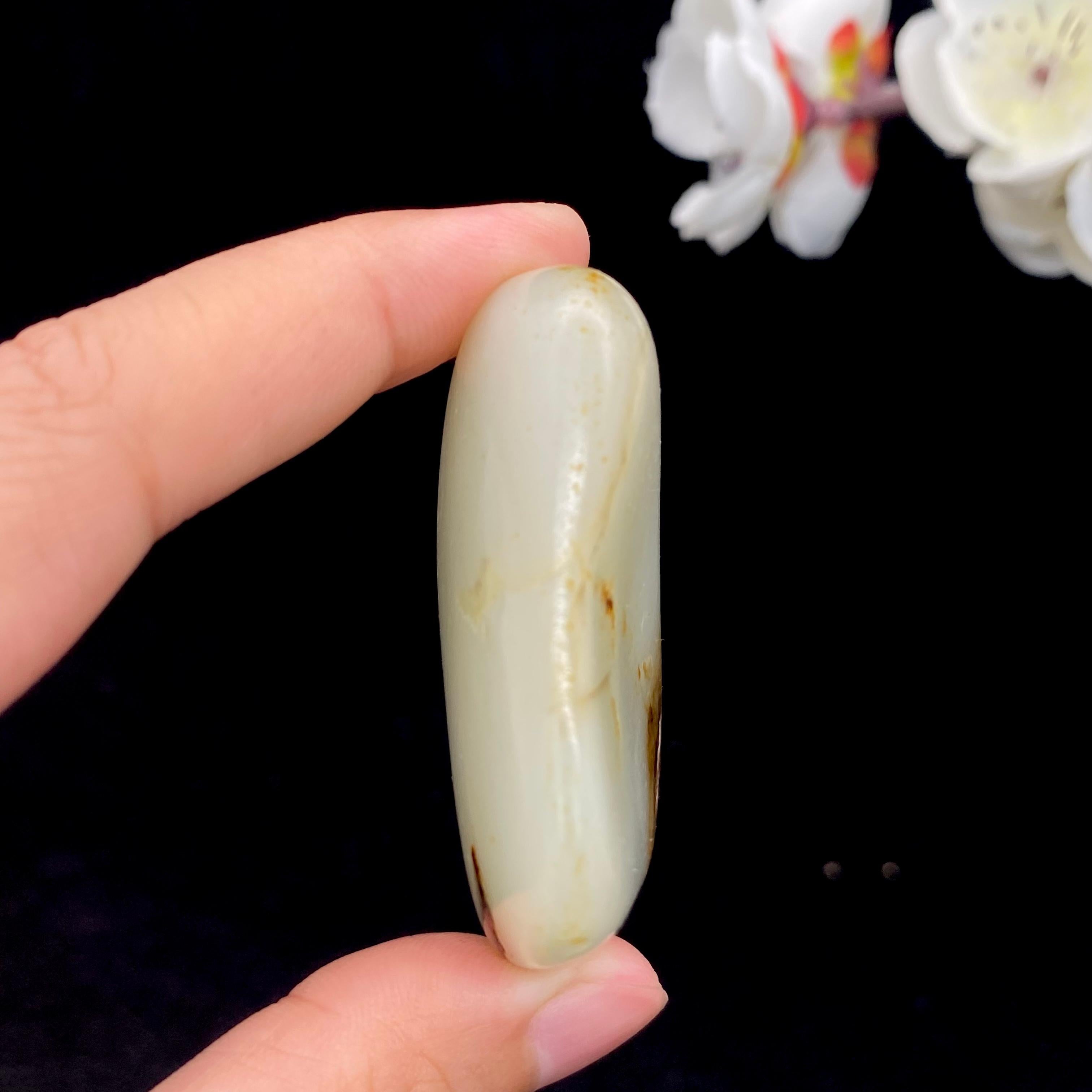 和田玉聚黄皮籽料原石（51.3g）