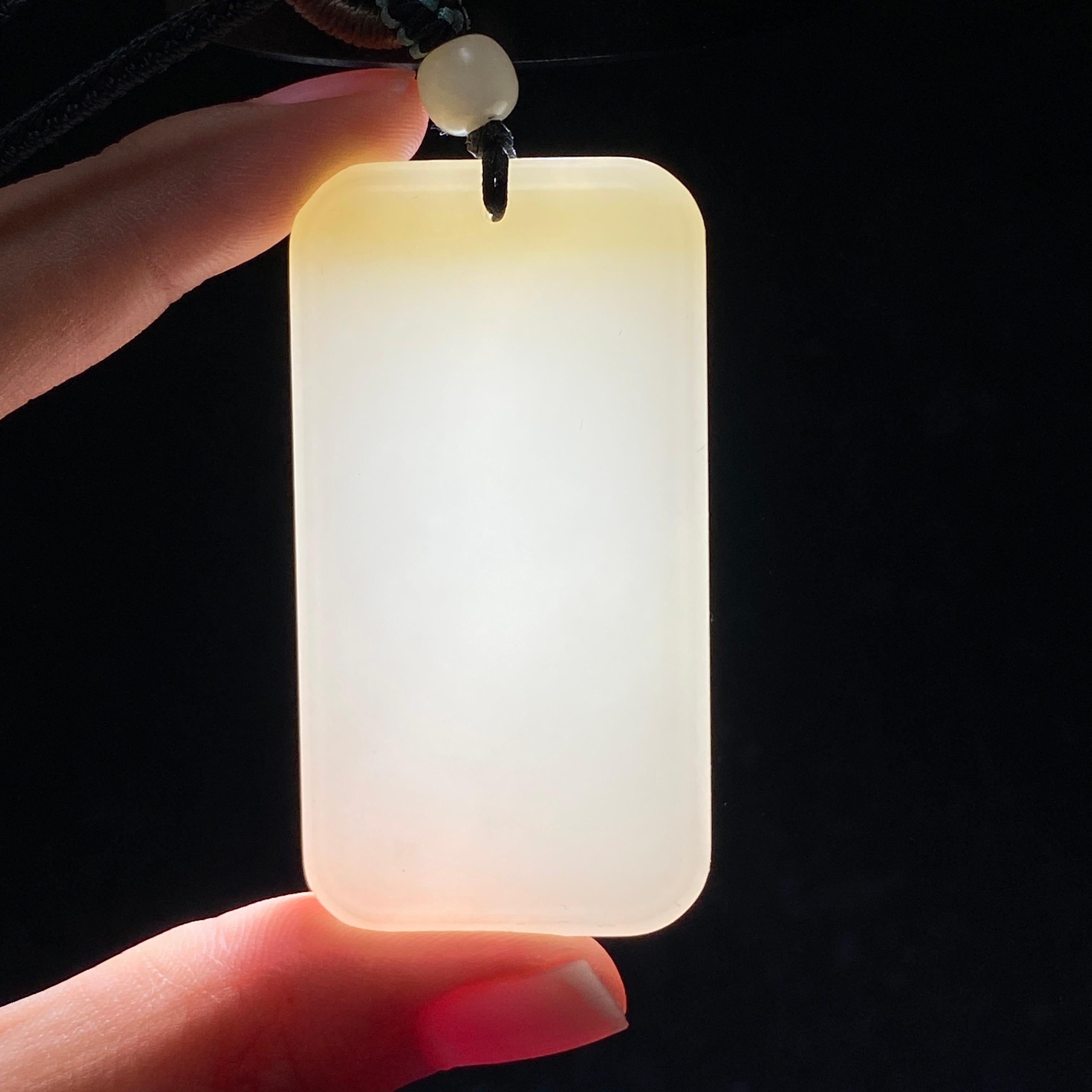 和田玉糖白无事牌（38.2g）