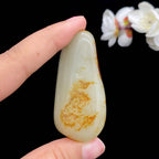 和田玉红皮籽料手把件（75.3g）