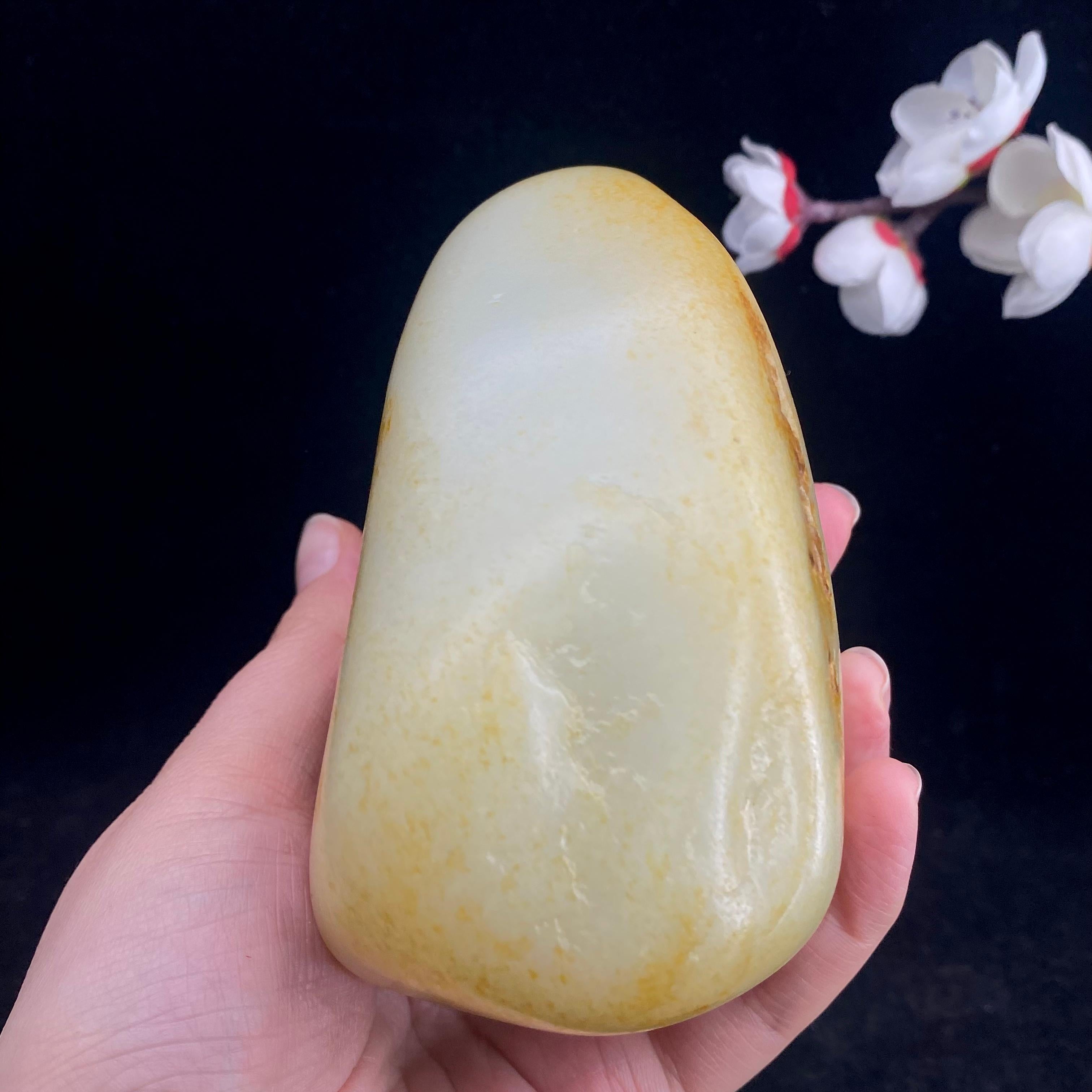 和田玉聚红皮籽料（940g）