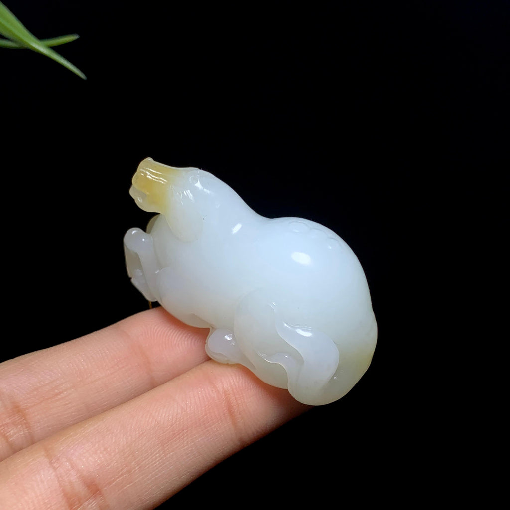 和田糖白玉马到成功挂件（39.2g）