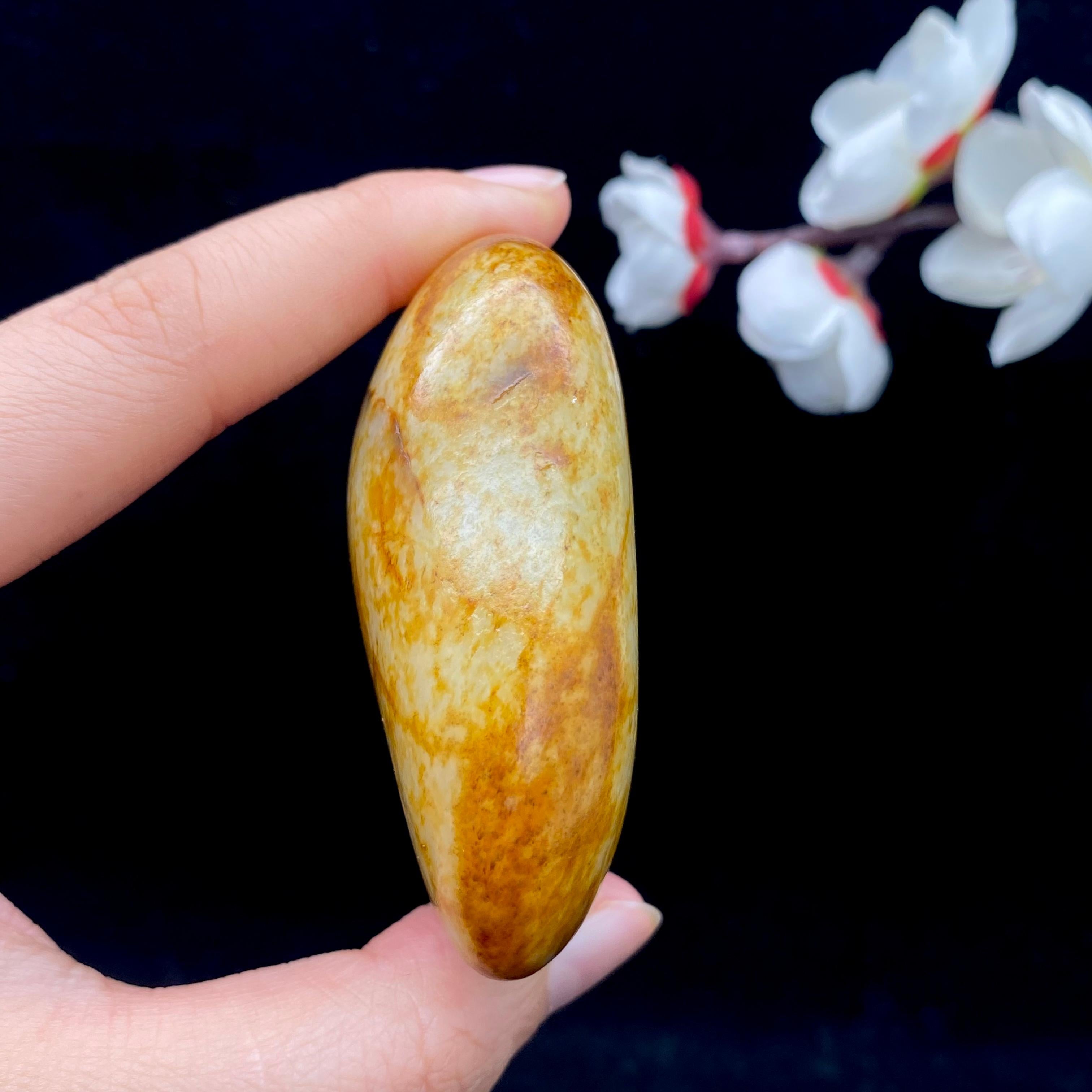 和田玉满洒金皮籽料原石（158.9g）