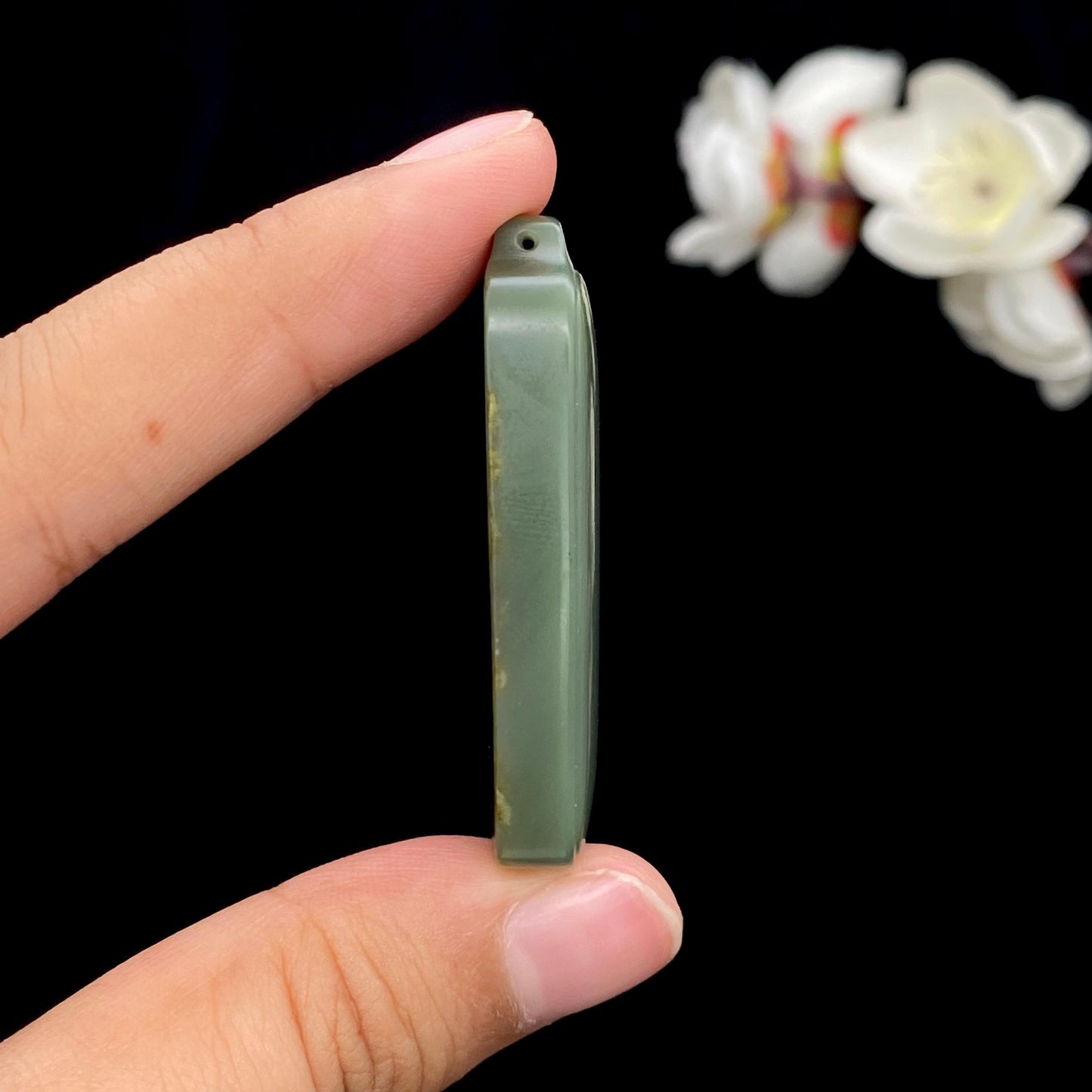 和田玉沙枣青籽料【平安无事牌】（20.6g）