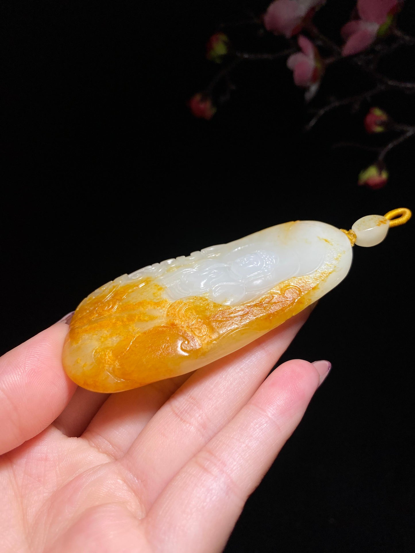 和田玉籽料红皮如来挂件（65.5g）