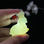 和田玉白玉籽料【兔子】挂件（18.1g）