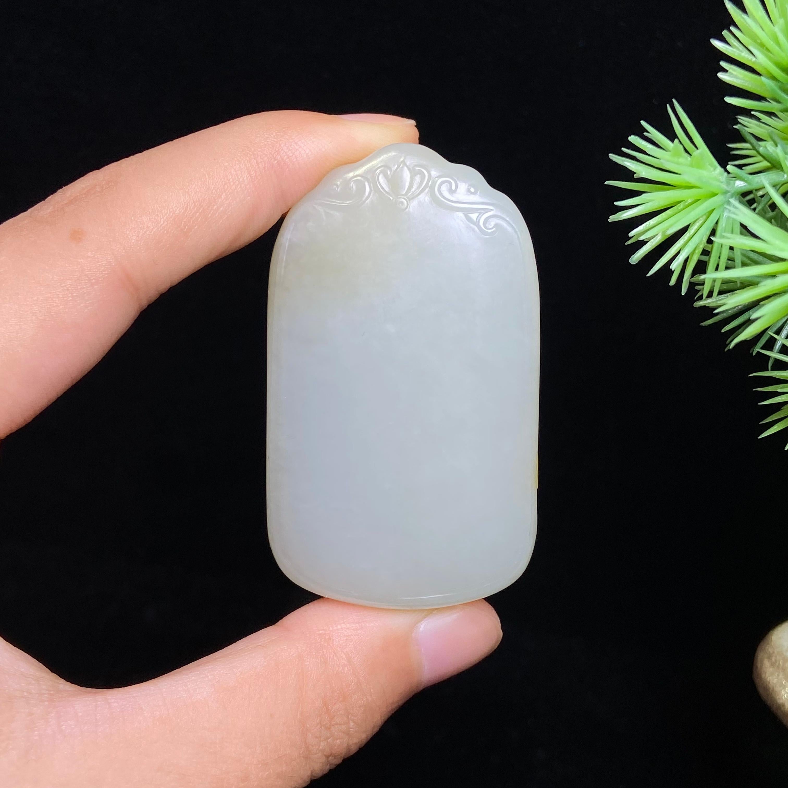 和田玉玉籽料无事牌（48.7g）