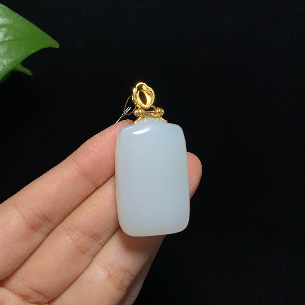 收藏级18k金镶和田山料羊脂白玉无事牌（24.2g）