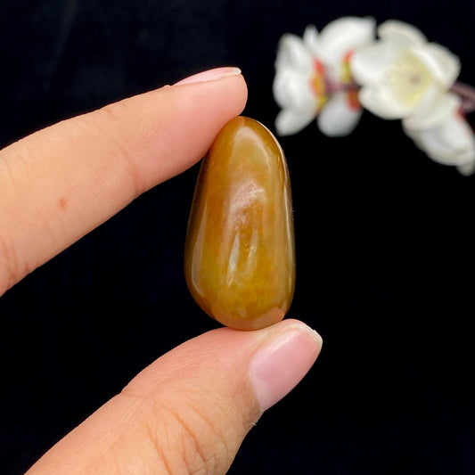 和田玉黄青皮籽料原石（26g）