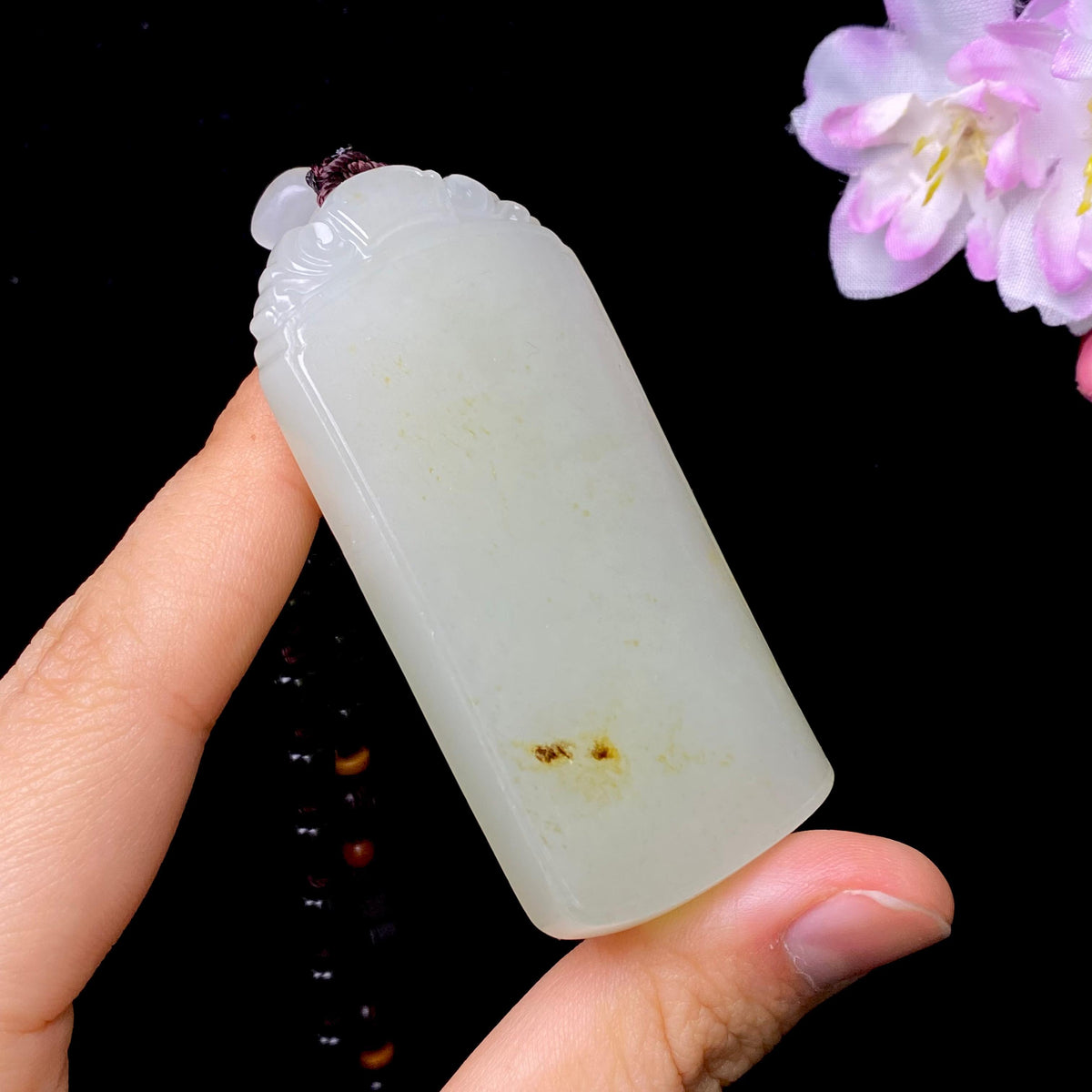 和田玉籽料无事牌（63.8g）