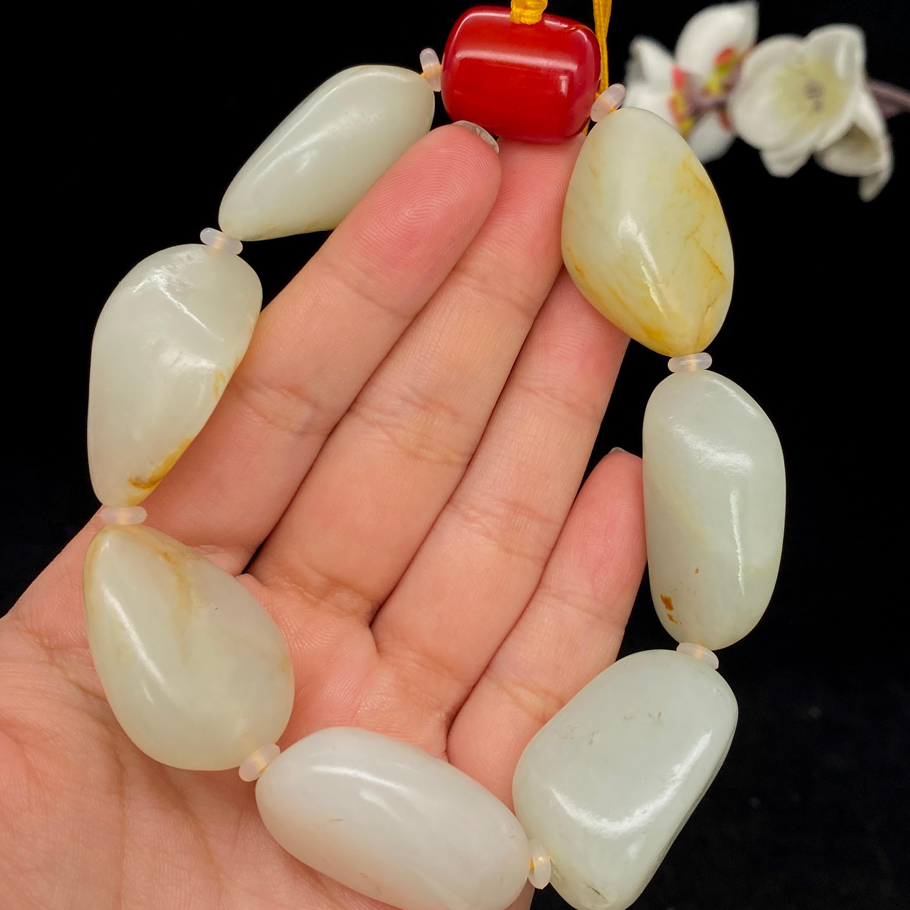和田玉洒金皮籽料【精品手串】（112.3g）