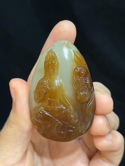 和田玉且末料糖白观音（40.3g）