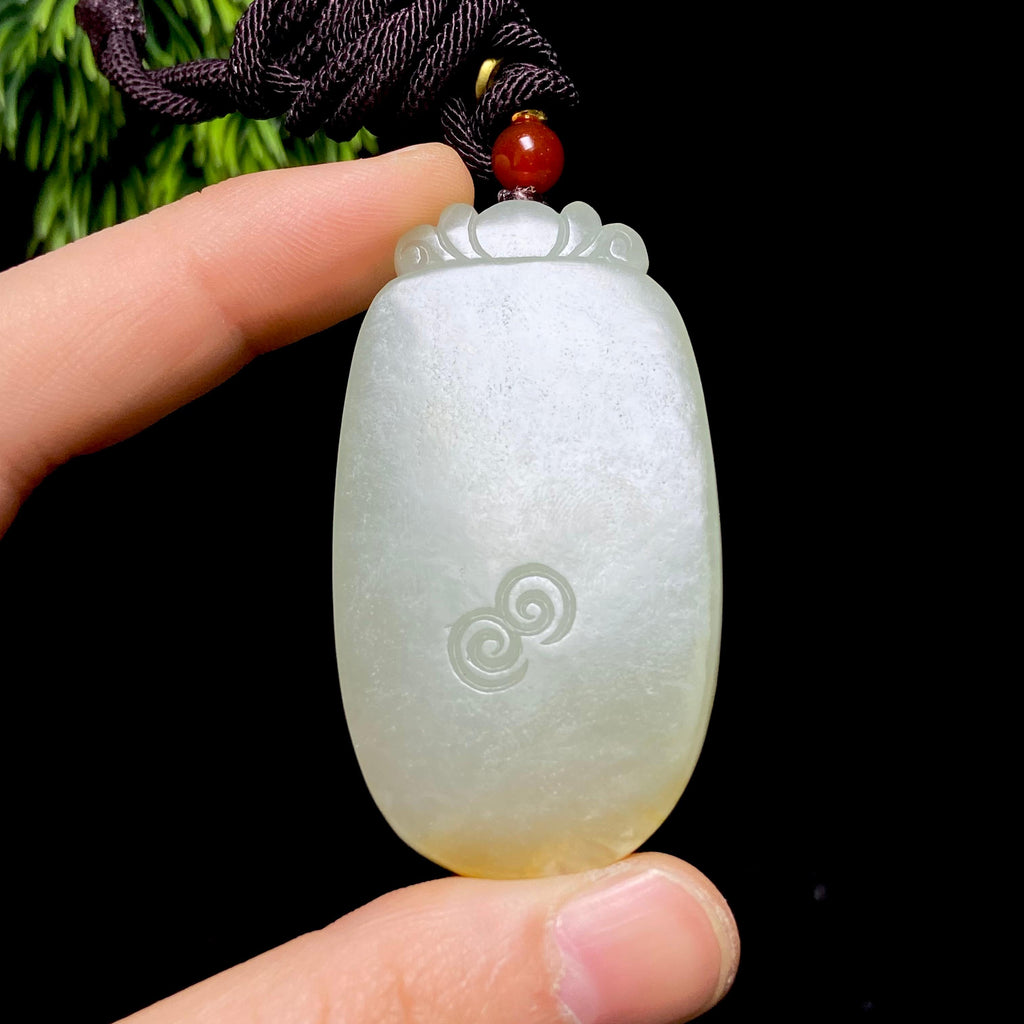 秒杀和田玉籽料无事牌（35.8g）