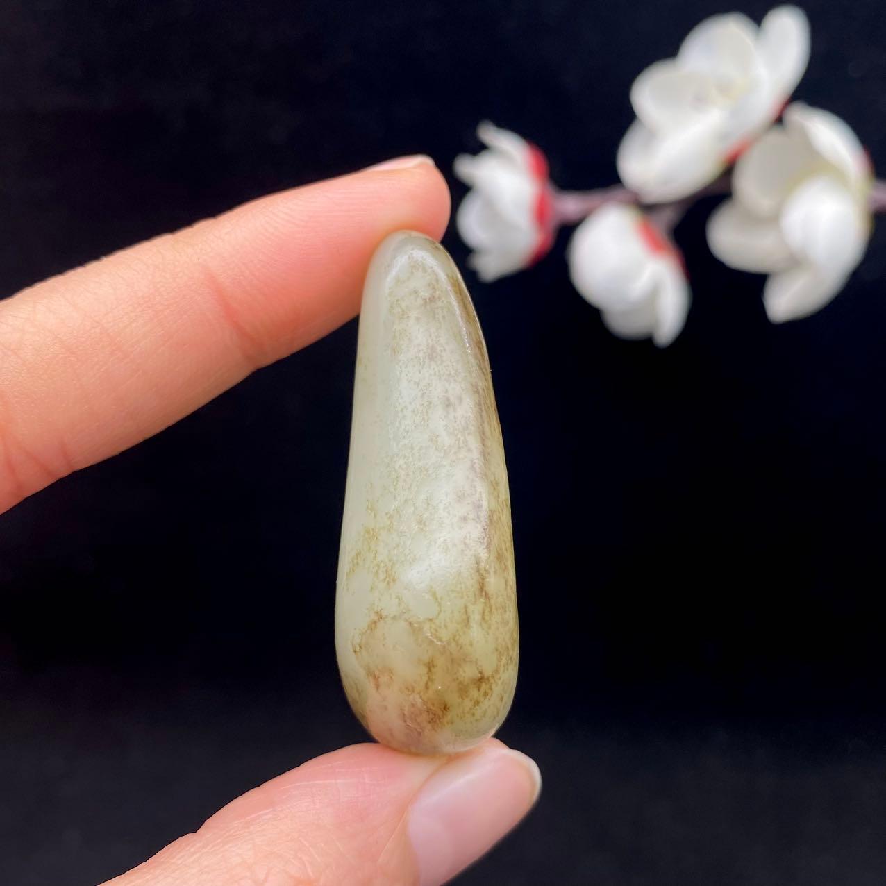 和田玉秋梨皮籽料（30.8g）