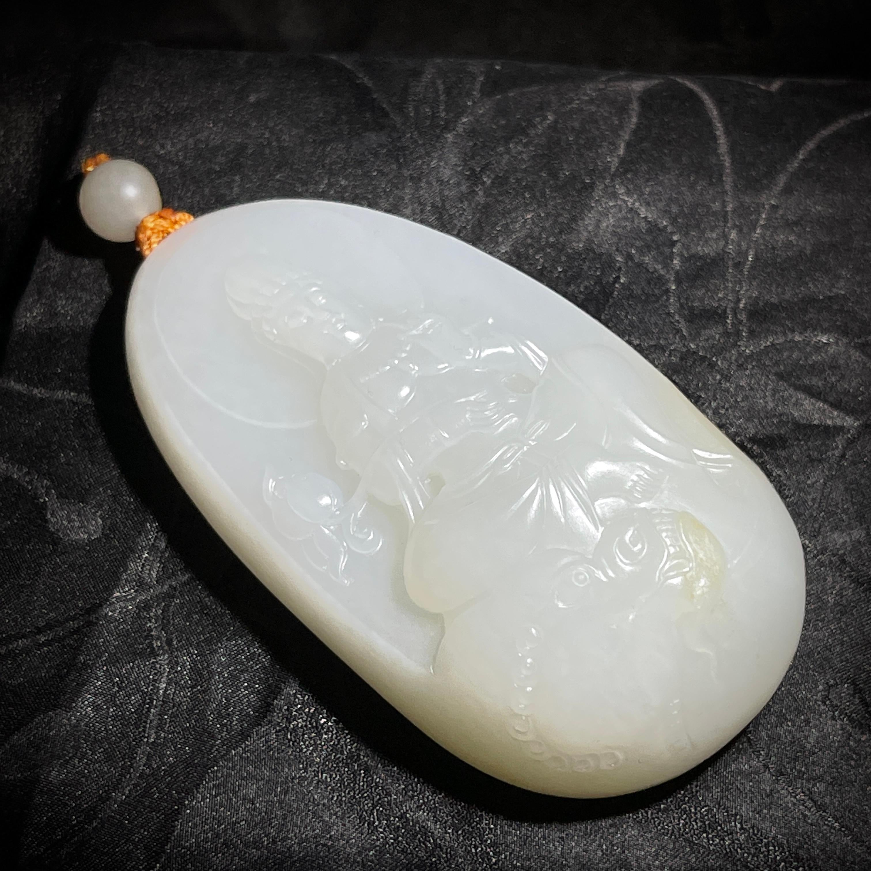 絶品　和田白玉　仔料トップ　観音様 和田玉白玉籽料观音（99.4g） – 厚德载玉