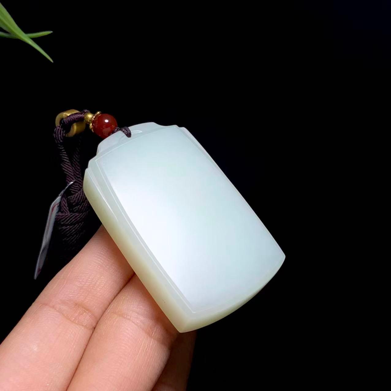 和田山料白玉无事牌（54.5g）