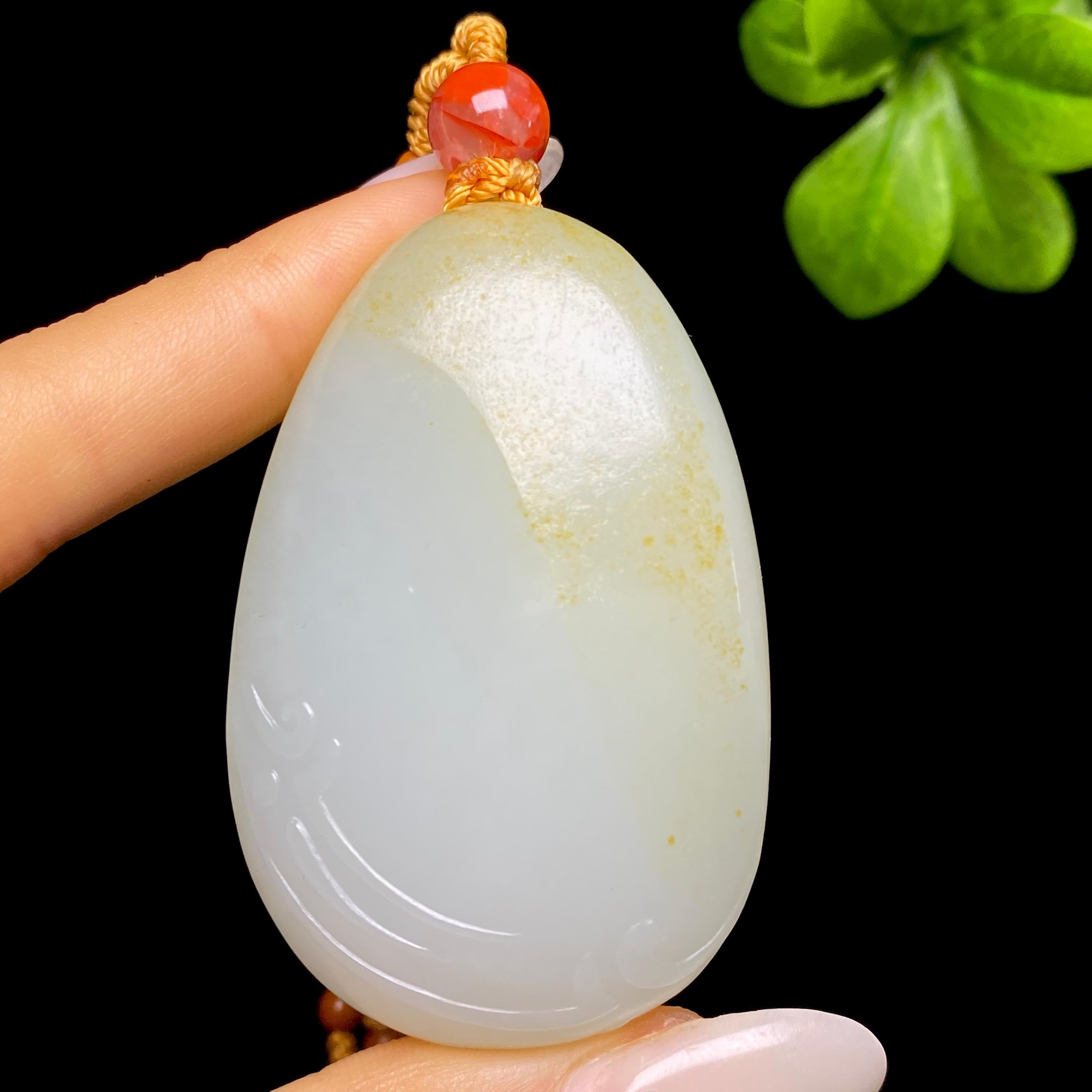 和田玉籽料观音HZ2606290082（67.5g）