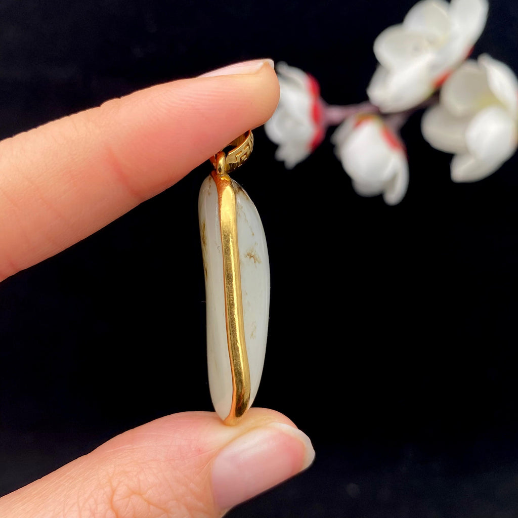 和田玉秋梨皮籽料包金挂件（12.1g）